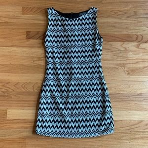 AnM knit chevron sleeveless fitted mod tunic